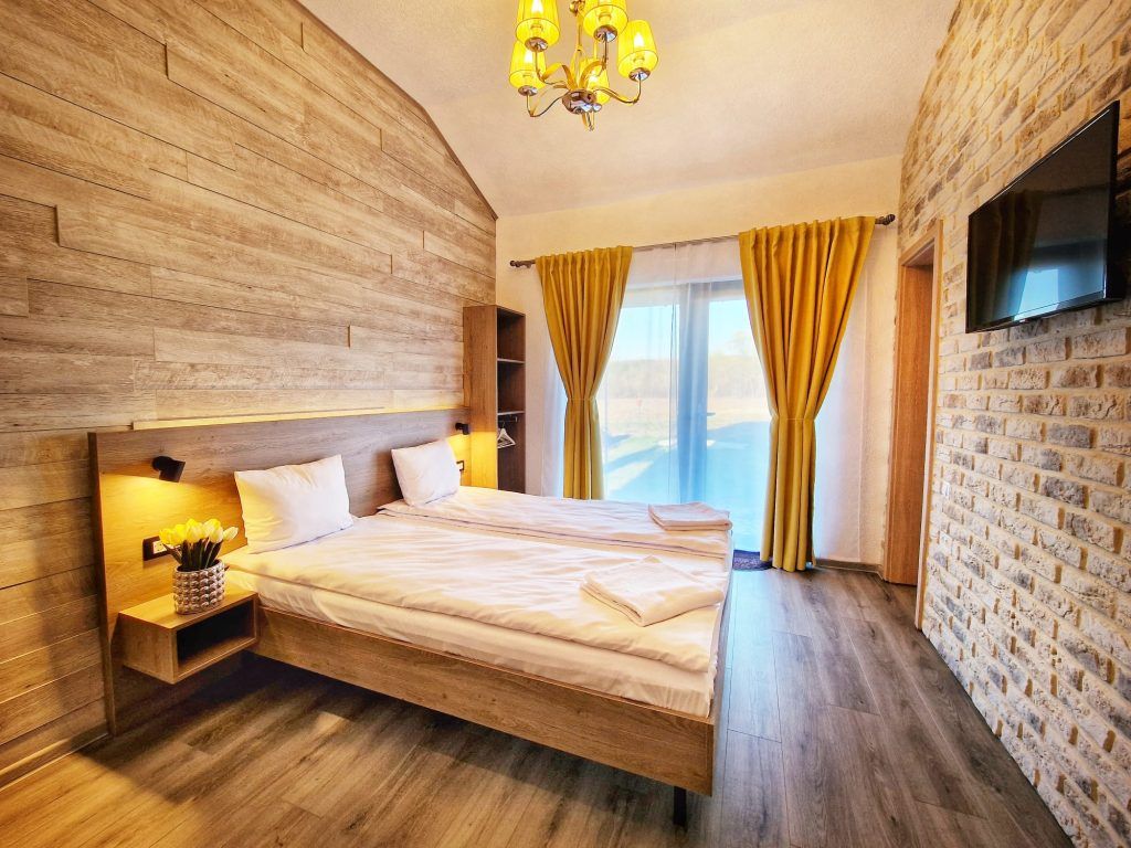 Interior camere spatioase cabana Supporter